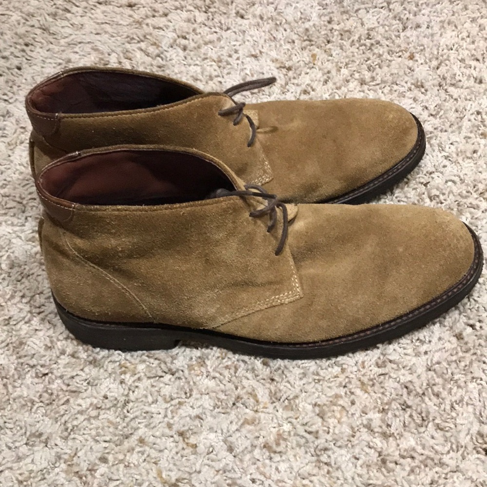 Johnston and Murphy Suede Chukka Boots - Picture 2 of 6